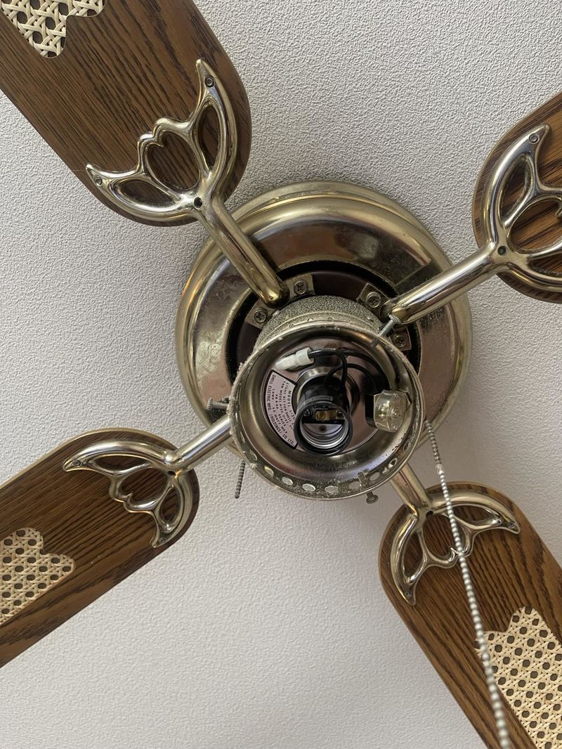 ファン付き電球交換の外したと..